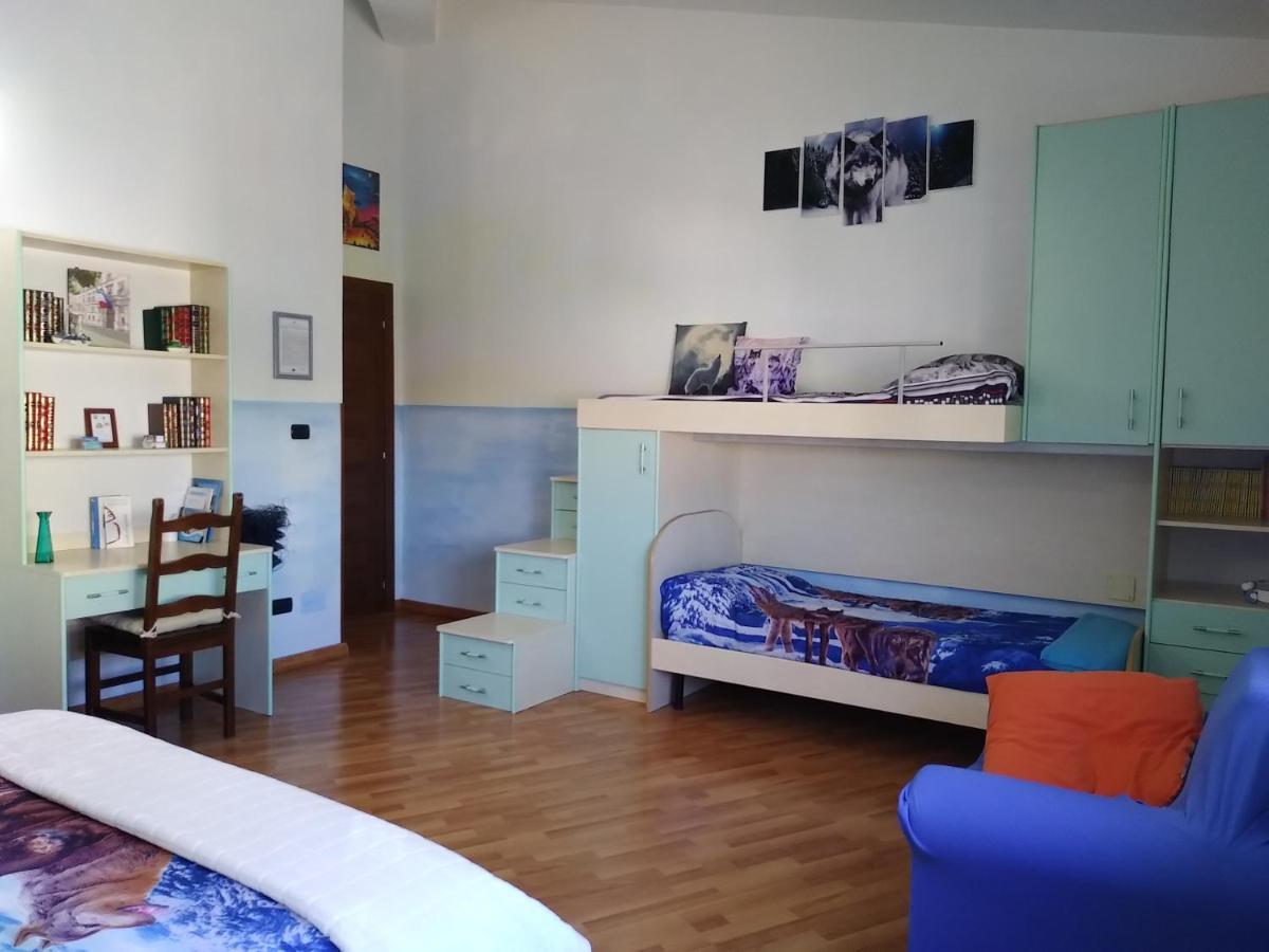 B&B Il Rifugio Del Lupo - E6721 Paringianu ภายนอก รูปภาพ